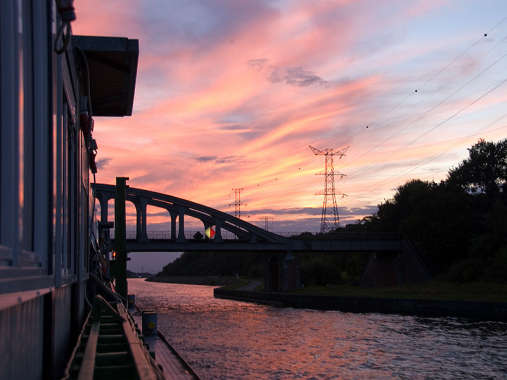 Fahrt durch den Albert-Kanal